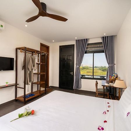 The Boathouse Riverside Homestay Hoi An Bagian luar foto