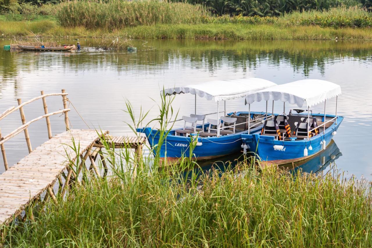 The Boathouse Riverside Homestay Hoi An Bagian luar foto